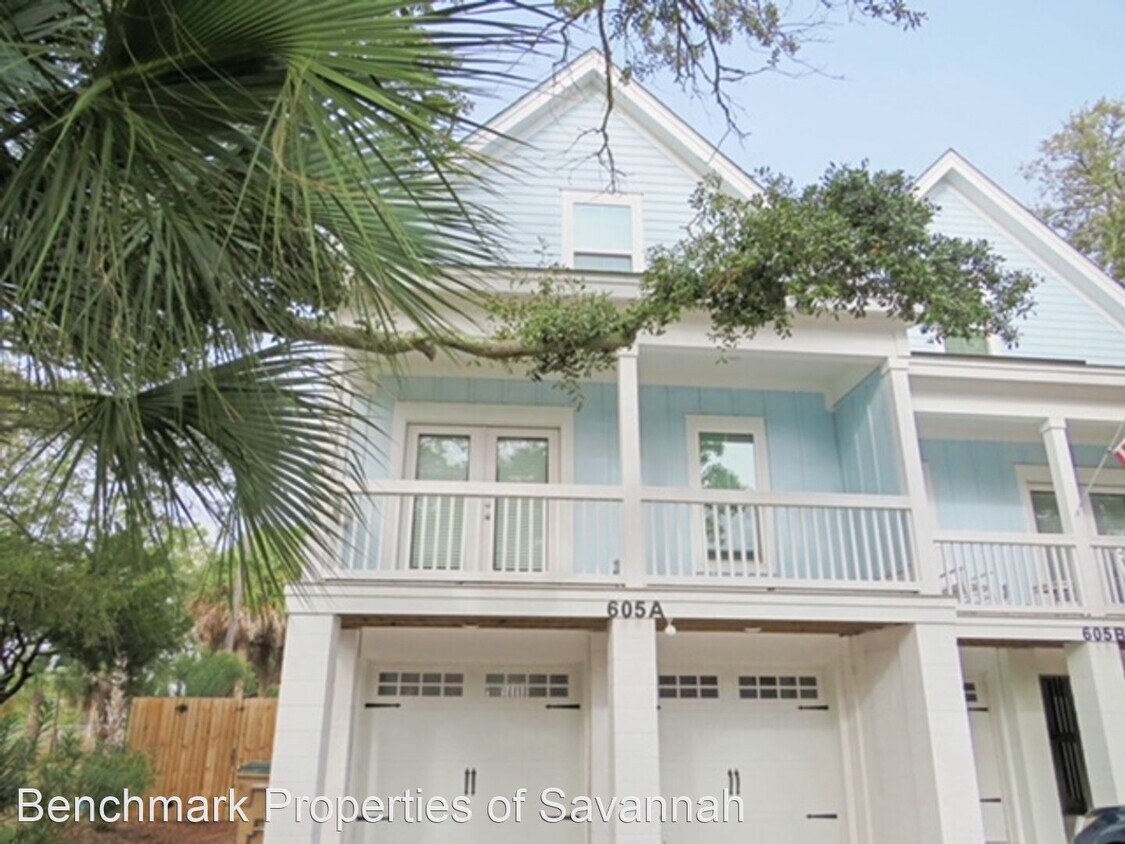 Primary Photo - 3 br, 3.5 bath House - 605 Miller Ave
