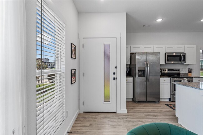 Foto del edificio - 850 Ventnor Ave