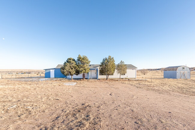 Building Photo - 20945 Via Duran Point