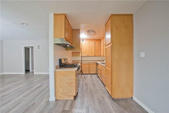 Foto del edificio - 5415 Newcastle Ave