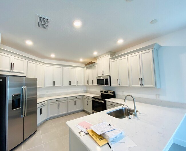 Building Photo - 2348 Kestrel Perch Pl