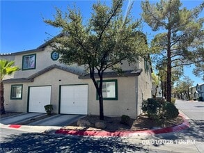 Building Photo - 5623 Calais Ct