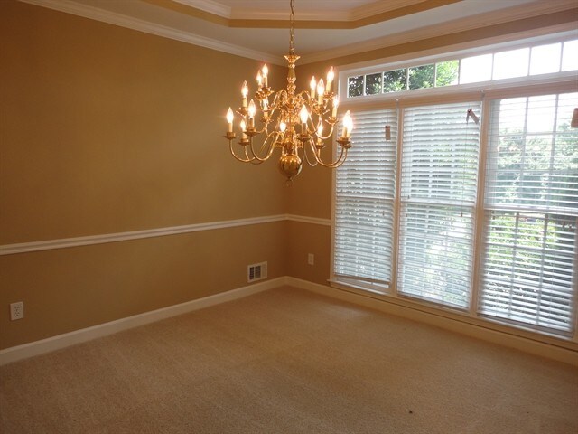 Foto del edificio - 292 Lynshire Court SW