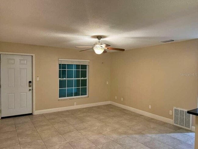 Building Photo - 2800 E 113th Ave