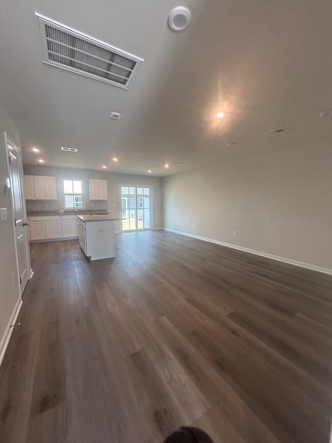 Building Photo - 304 Myrtle Grande Dr