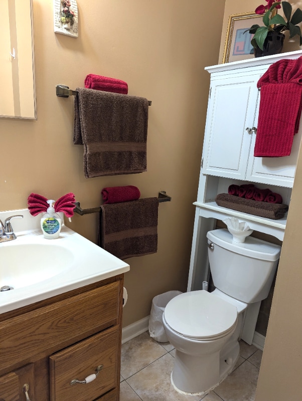 Building Photo - 950 Ellis Rd