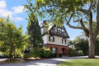 Building Photo - 107 Old Beach Rd