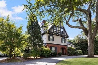 Building Photo - 107 Old Beach Rd