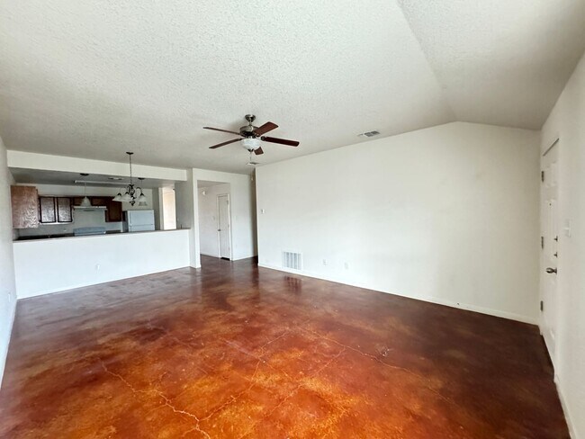 Building Photo - 3800 John Chisholm Lp