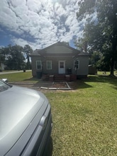 Building Photo - 6585 Voorhees Rd