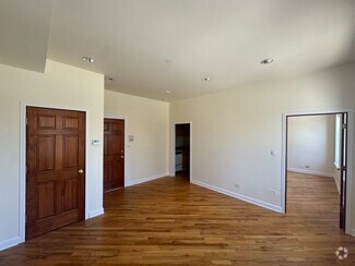 Building Photo - 821 Ridge Rd