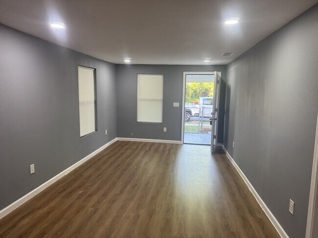 Foto del edificio - 2908 N Tarragona St