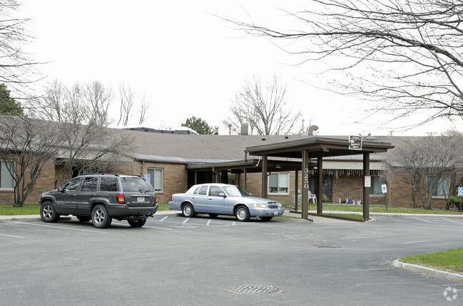 Building Photo - Michaelmas Manor
