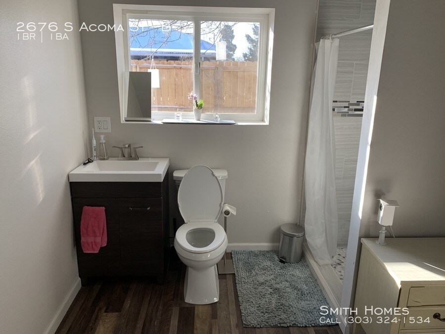 Primary Photo - Remodeled 1 bed 1 bath private fenced yard