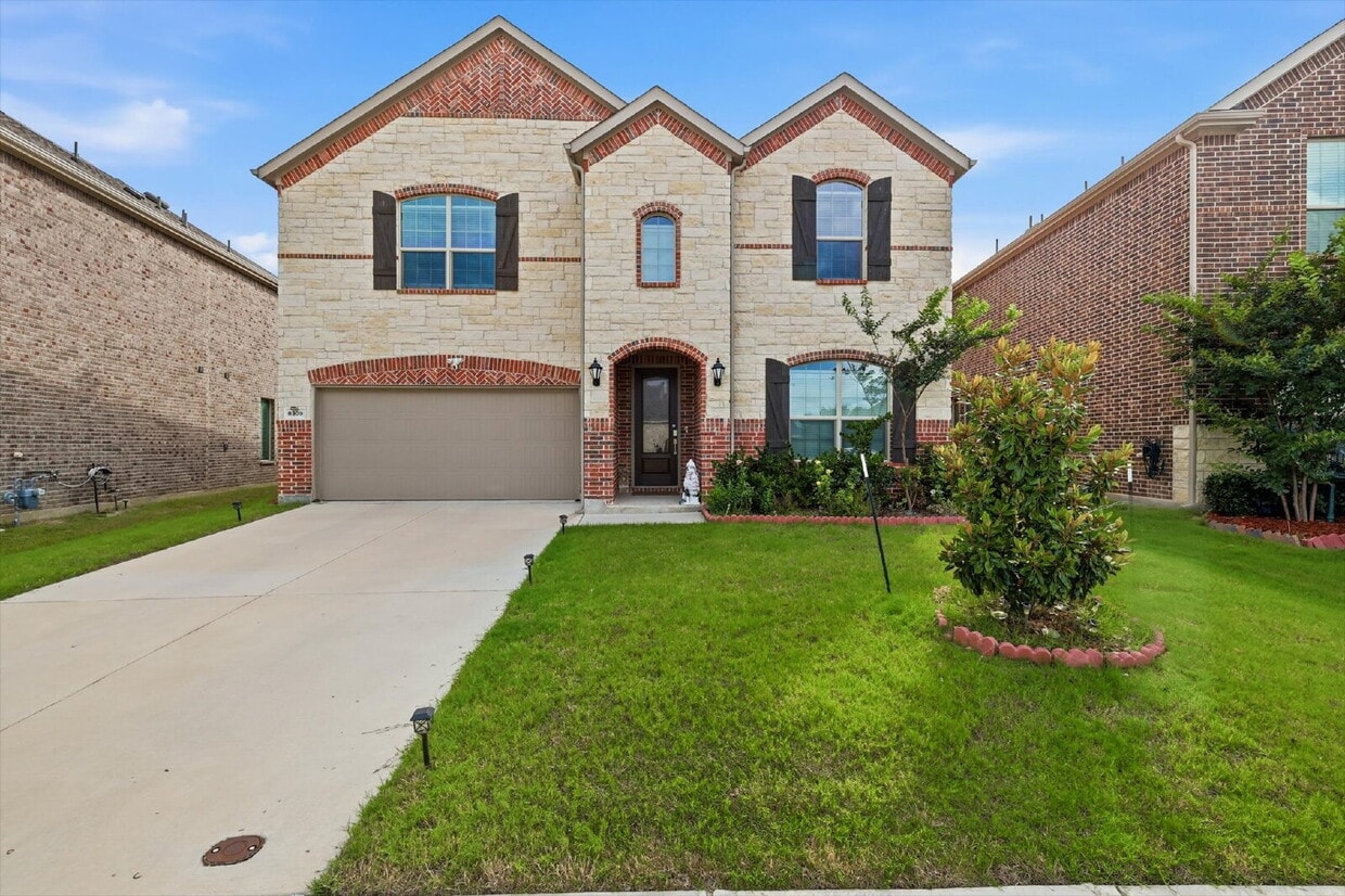 5 bedrooms, 3.5 bathrooms home in the cozy neighborhood of McKinney - 5 bedrooms, 3.5 bathrooms home in the cozy neighborhood of McKinney
