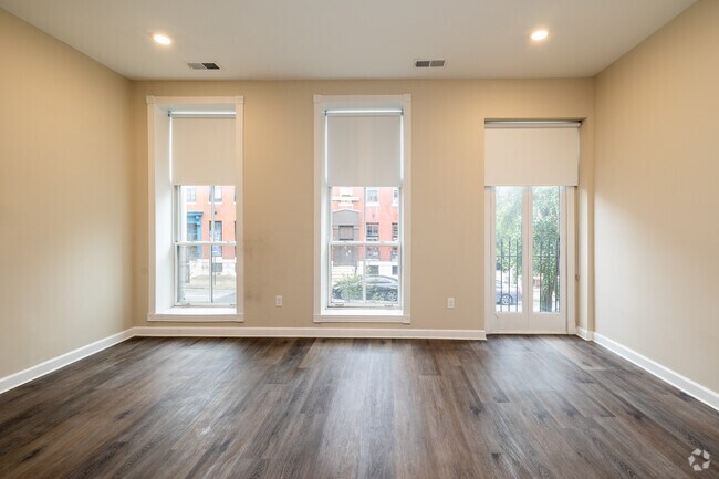 Estudio - 480 pies cuadrados - 936 N Calvert St