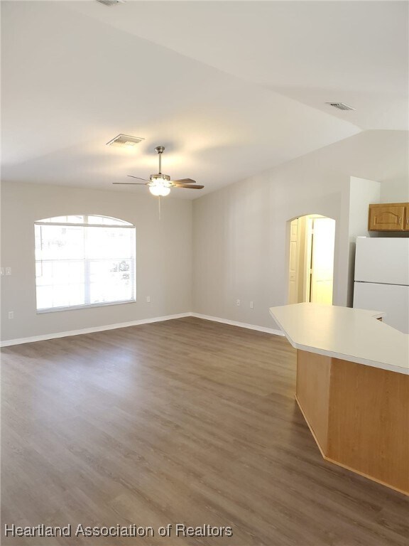Building Photo - 4523 Elson Ave