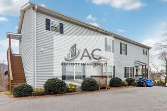 Building Photo - 50 Smith Lake Rd