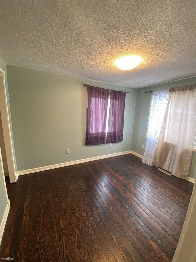 Foto del edificio - 2 br, 1 bath House - 208 S Maple St