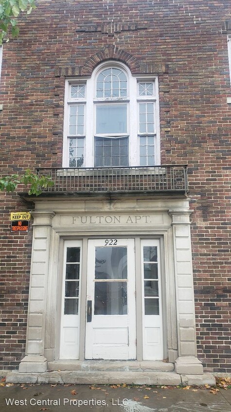 Primary Photo - 922 Fulton St