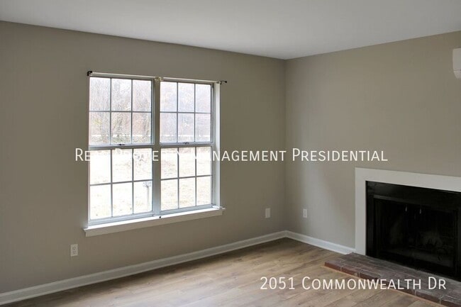 Building Photo - 2051 Commonwealth Dr