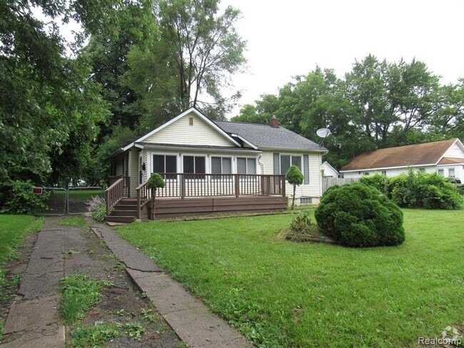 Building Photo - 683 E Beverly Ave