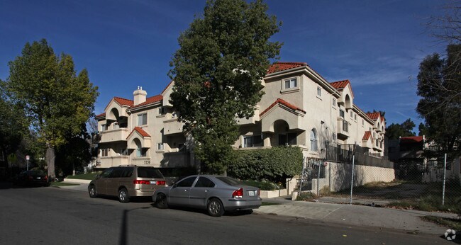 Primary Photo - 7236 Amigo Ave