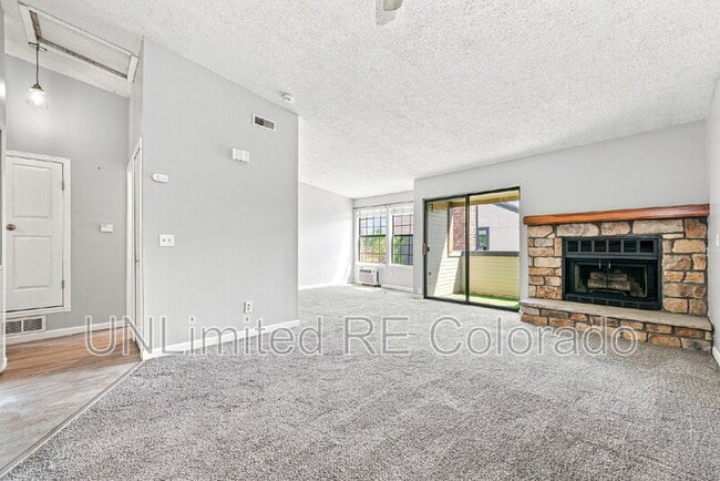 Building Photo - 16103 E Alaska Pl