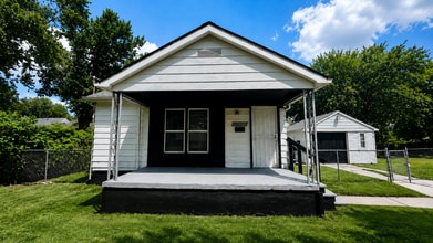 Building Photo - 11334 Sussex St