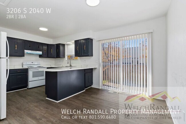 Building Photo - 2 Bed Newly Renovated West Valley Duplex.
