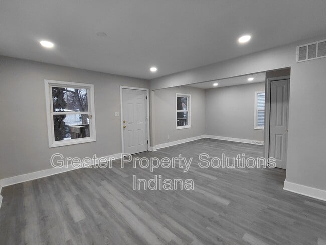 Foto del edificio - 3112 Kenwood St