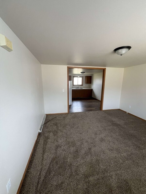 Foto del edificio - 702 N Steven Ave