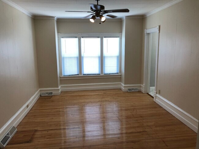 Sala de estar - 24 W 12th Ave