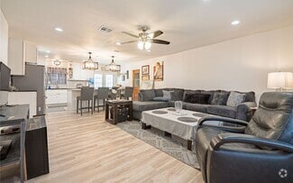 Building Photo - 418 Shannon Lee St