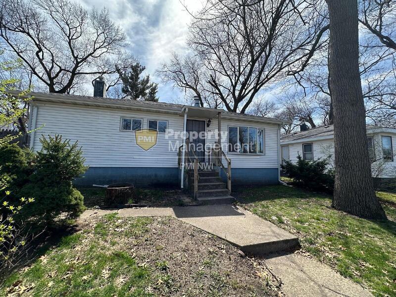 Primary Photo - 1811 E 28th Ave