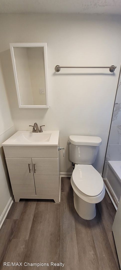 Building Photo - 2 br, 1 bath House - 411 Pinecrest Dr