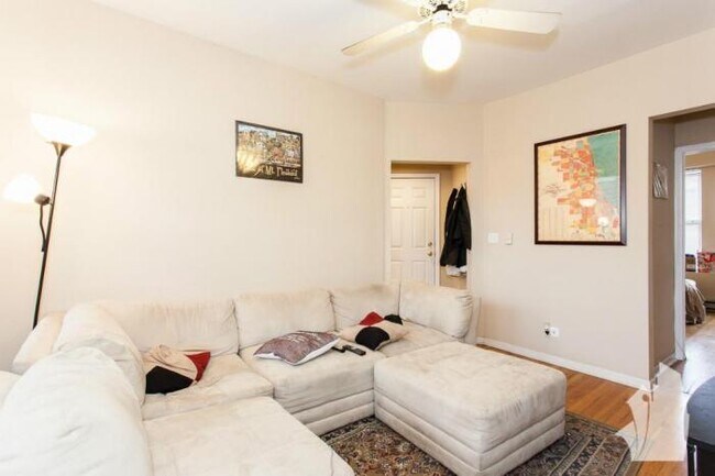 Foto del edificio - 2 bedroom in Chicago IL 60614