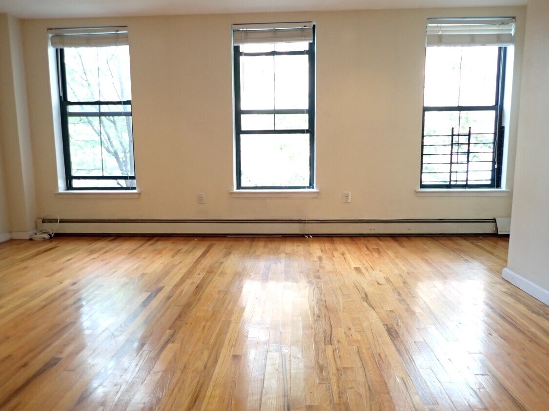 Foto principal - 426 Carlton Ave
