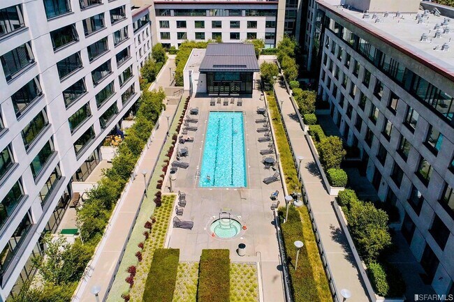 Birds-eye view of property at the Beacon - 250 King St