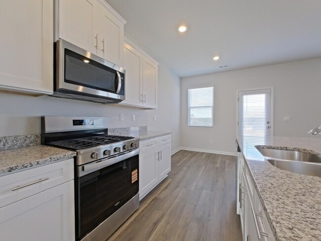 Building Photo - 937 Raghorn Rd