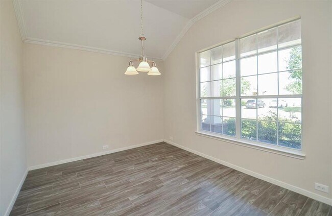 Building Photo - 20135 Sunflower Chase Dr