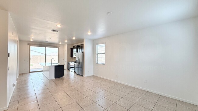 Foto del edificio - 40352 W Jenna Ln