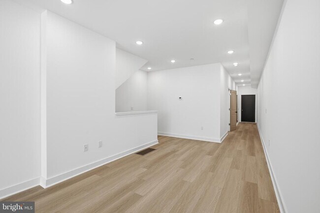 Foto del edificio - 3931 Fairmount Ave