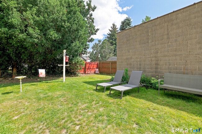 Building Photo - 116 Swanson Ave