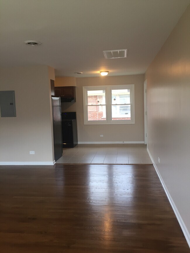 Building Photo - 918 Parkwood Dr