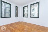 Primary Photo - 123 Melrose St