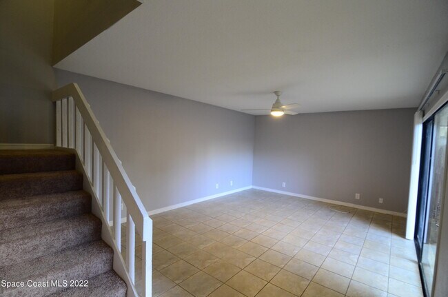 Building Photo - 3416 Vista Oaks Cir NE