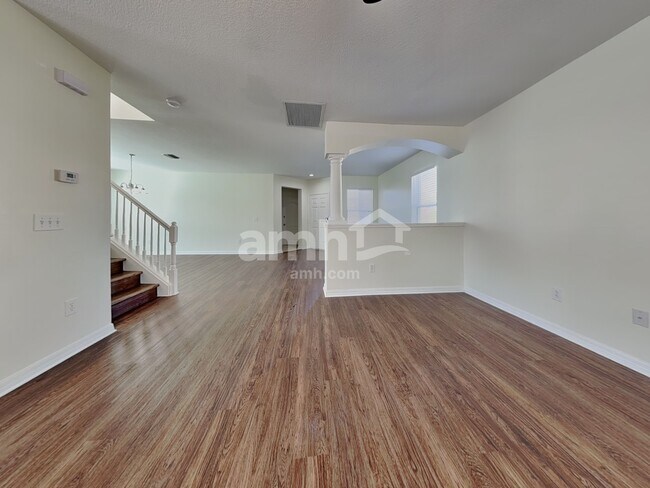 Foto del edificio - 9848 Edmonton Dr