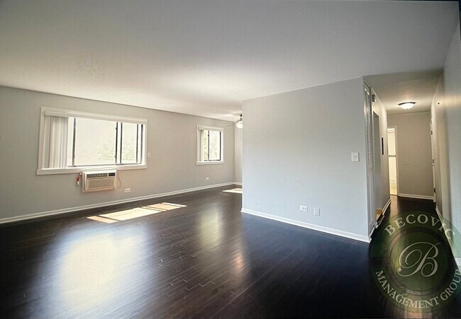 Foto del edificio - 7541 N Winchester Ave