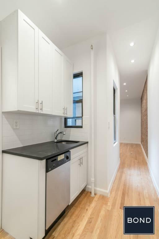 Foto del edificio - 166 E 90th St
